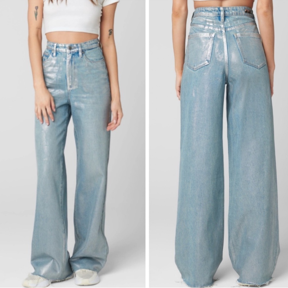 NWOT Blank NYC Shimmering Light Blue wide-leg Jeans Franklin Denim